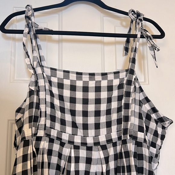 Black and White Gingham Dress - Picture 2 of 6